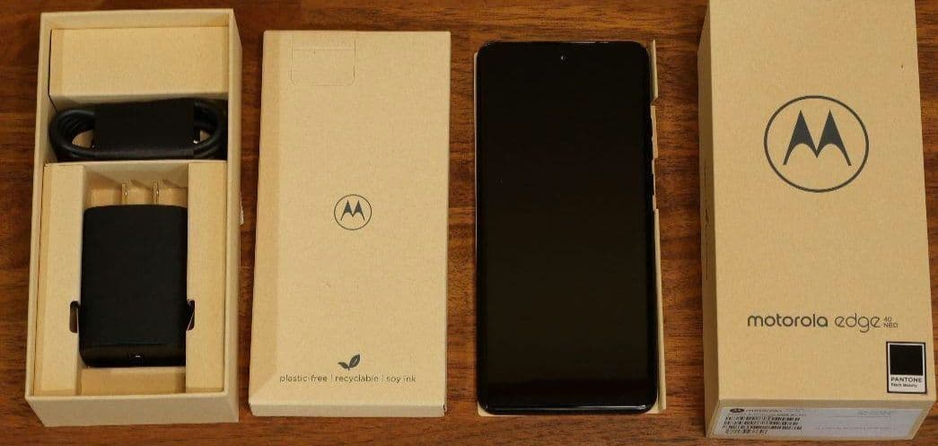 スマートフォン本体 motorola edge40 neo