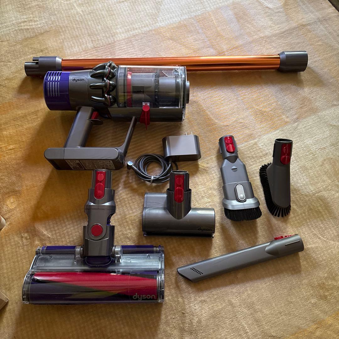 〜ロッキーさん専用〜Dyson SV12コードレス掃除機 Cyclone V10