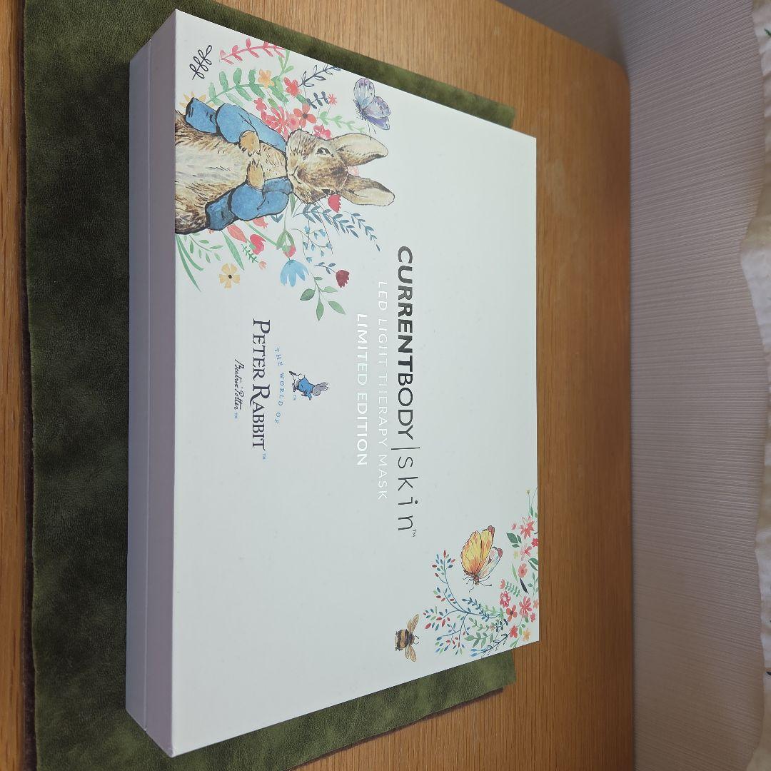 ボディ・フェイスケア SakikoCURRENTBODY LED Light Therapy M