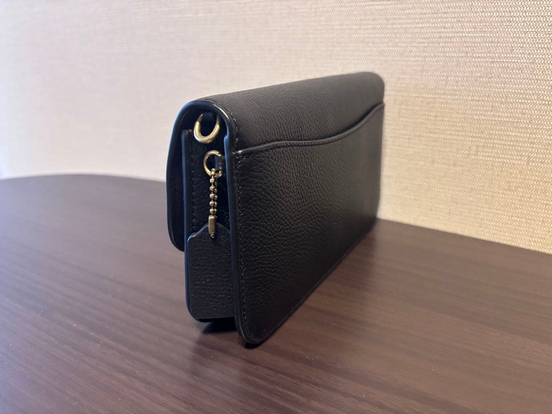 黒 レザー ショルダーバッグ ストラップ付き