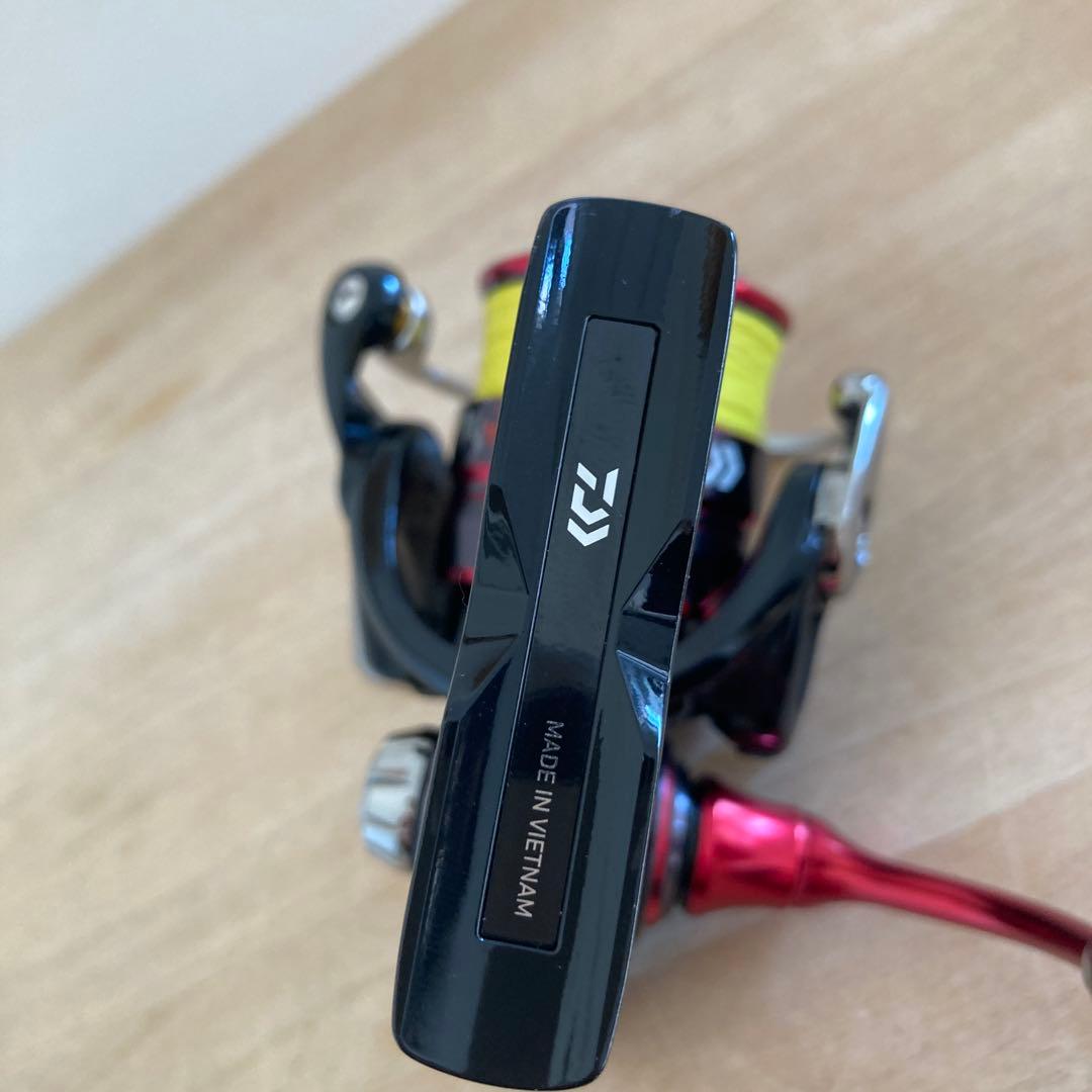 ダイワ 18月下美人 MX LT2000S-P スピニングリール