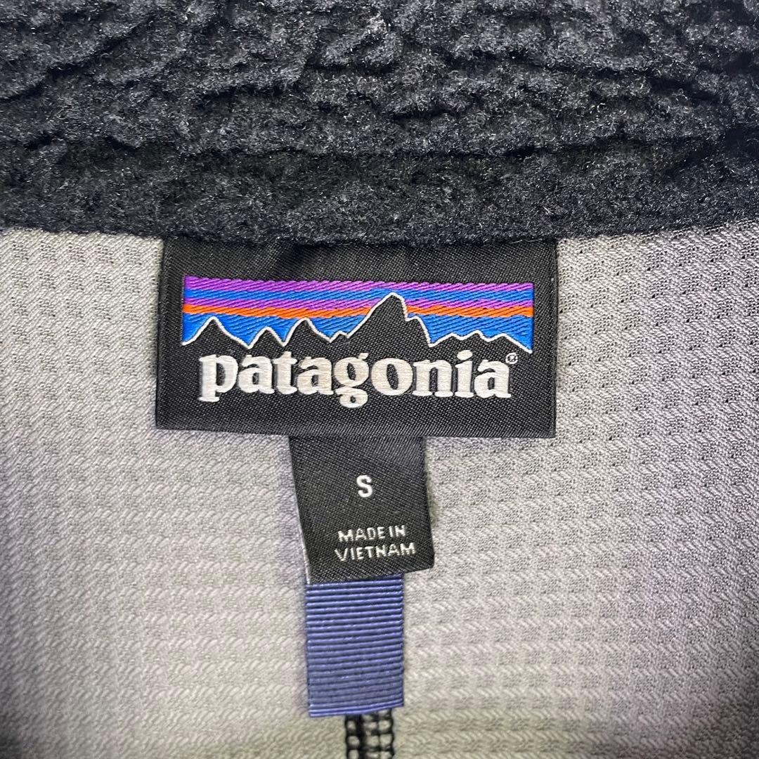【24時間以内　匿名発送】パタゴニア　レトロXボアベスト　黒/青　Sサイズ