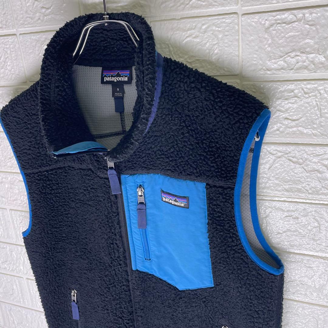 【24時間以内　匿名発送】パタゴニア　レトロXボアベスト　黒/青　Sサイズ