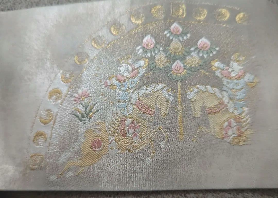 さくら草さま用　おまとめ2点　ピンクのお着物と王子様?の帯