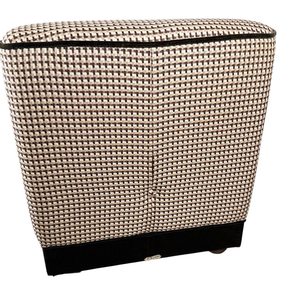 HR788 カリモク60 復刻プレート　総柄　1Pソファ　ベルベット