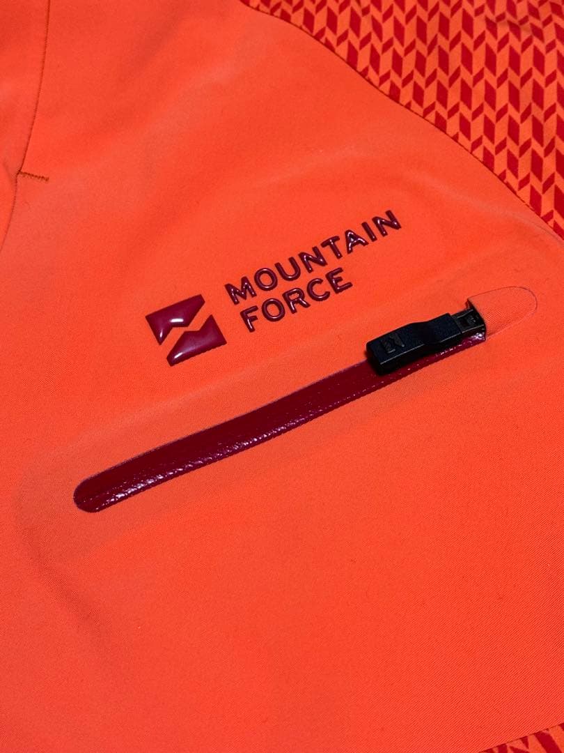 美品】レディース　スキーウェア　マウンテンフォース