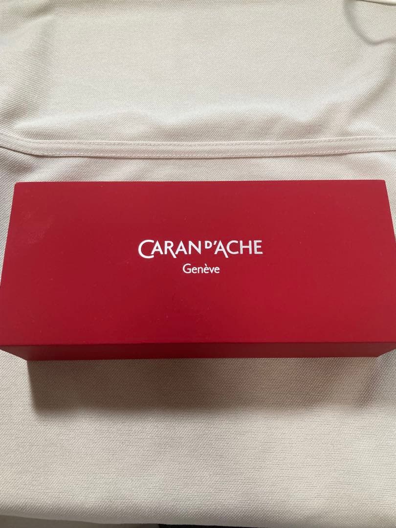 未使用品　 CARAN D'ACHE エクリドール シェブロン MP 0.7