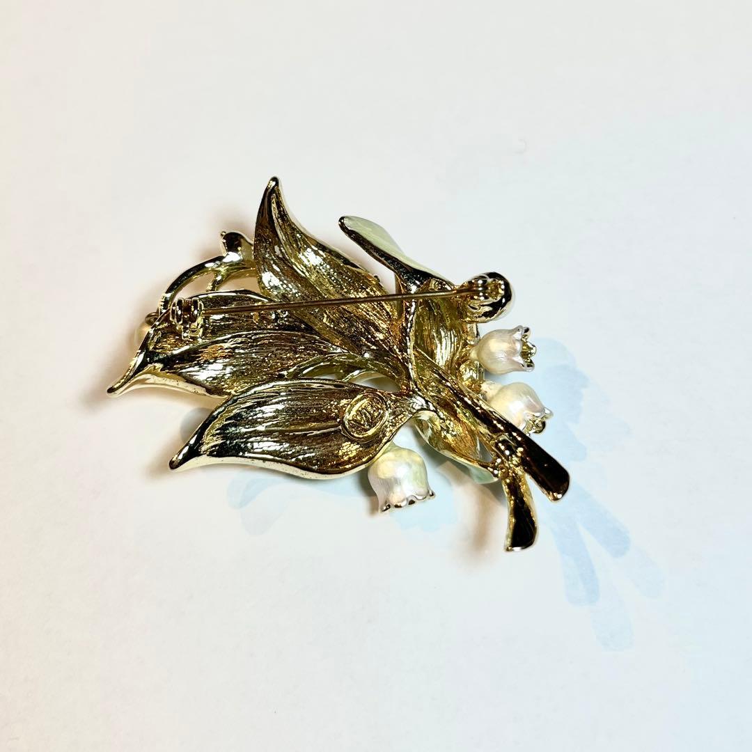 ヴァンドームブティック　 ブローチ　スズラン　すずらん　帯留め　代用