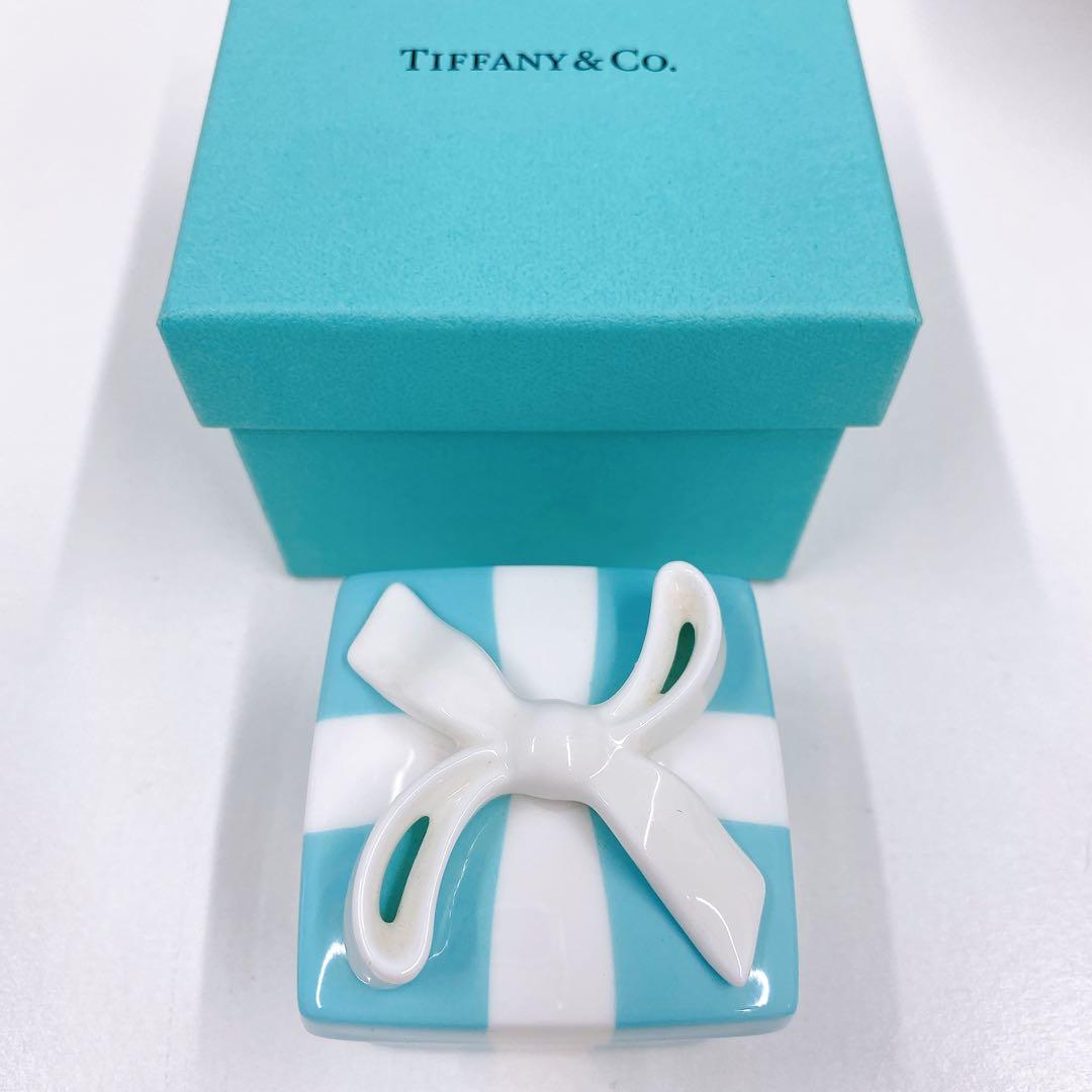Tiffany & Co. ギフトボックス型小物入れ