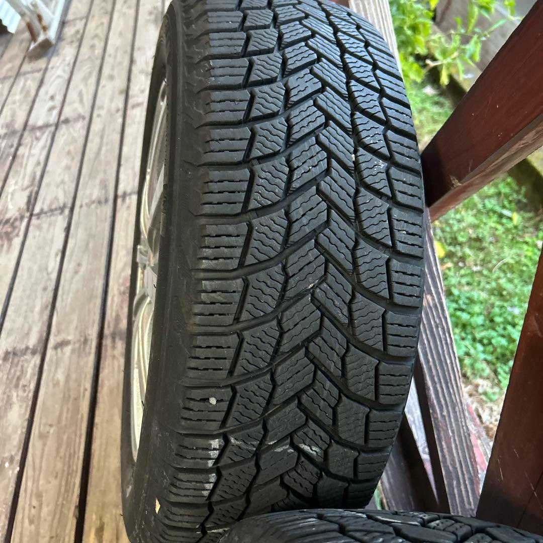 O*a様 Michelin 205/60R16 スタッドレスタイヤセット 引き取