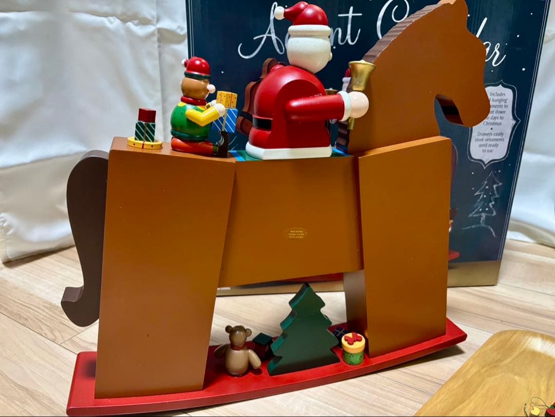【新品】コストコ　木製アドベントカレンダー サンタと馬