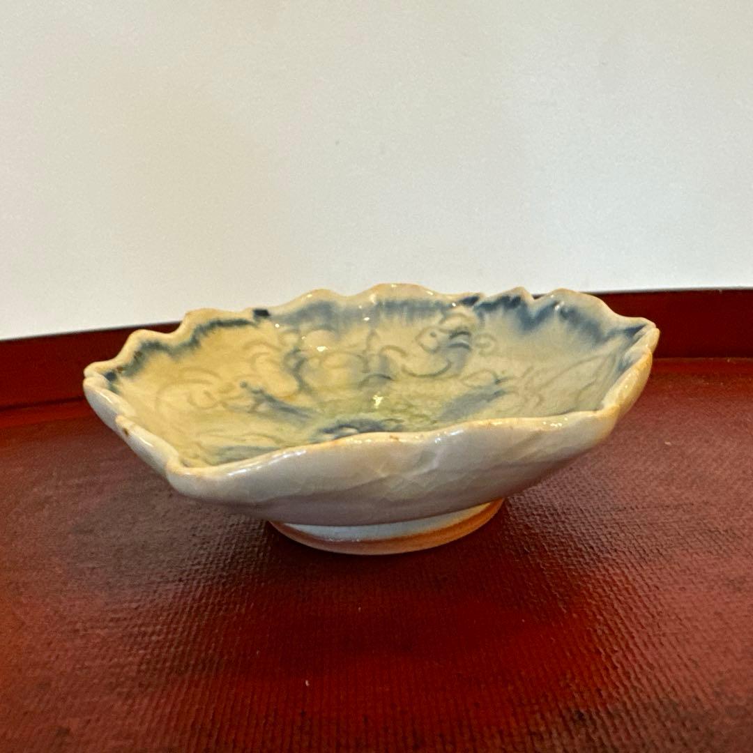 イムサエムさんの小皿2枚 ブルーの花柄 使いやすい