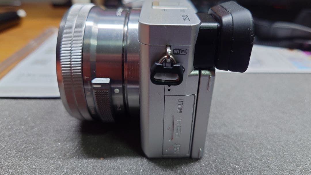 SONY α6400 ミラーレス一眼 シャッター回数658回