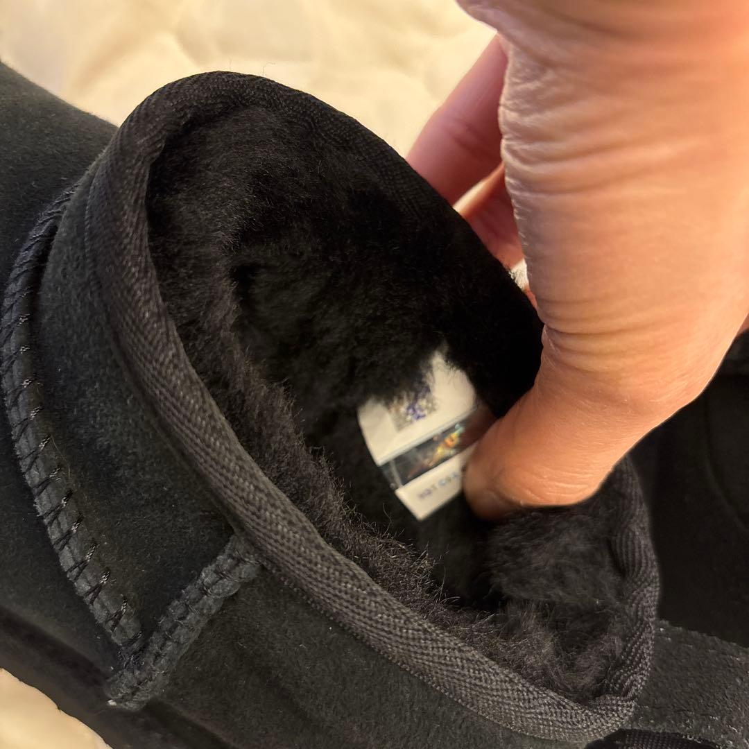 UGG ムートンショートブーツ　23センチ