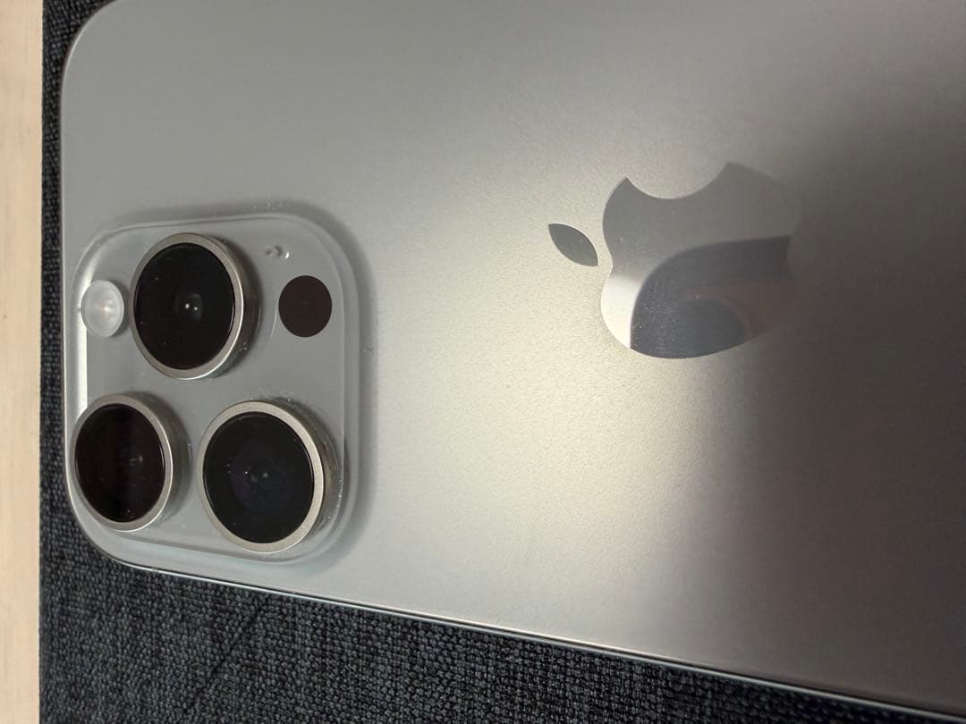 iPhone 15 Pro 128GB ナチュラルチタニウム 動作確認済