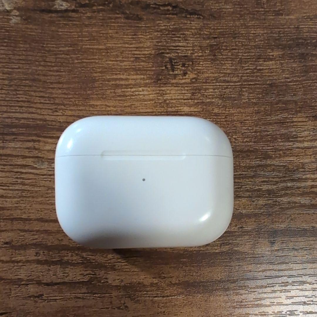 A*e様 AirPods Pro(第2世代) 本体+Magsafe充電ケース(U