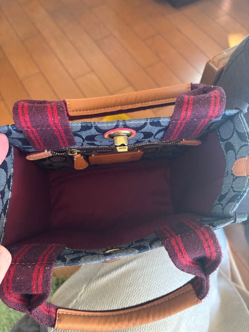 Coach デニム地モノグラムショルダー