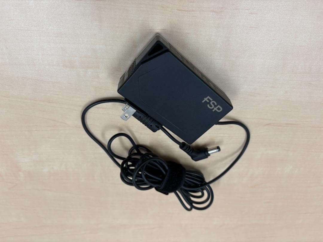 Intel NUC NUC5I3RYH　ミニPC
