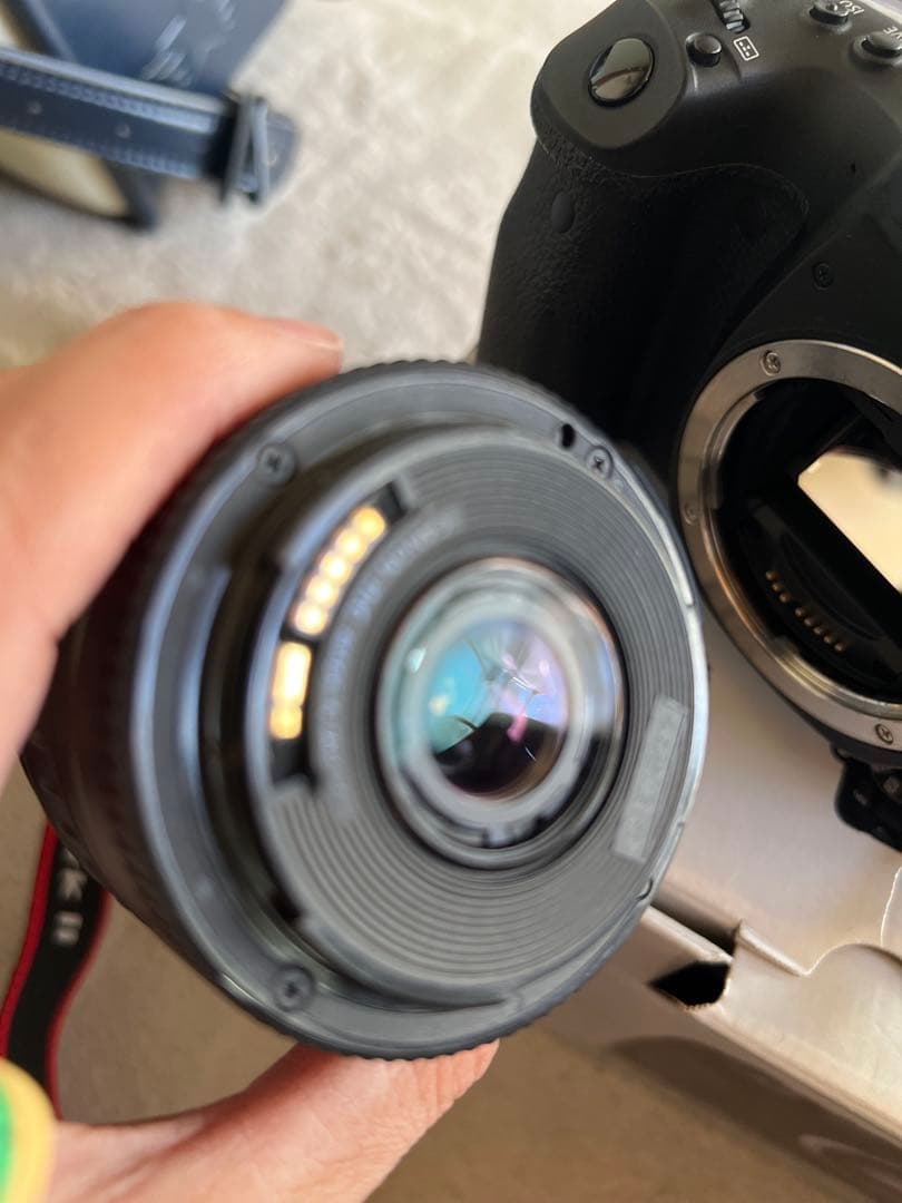 Canon EOS 6D Mark II デジタル一眼レフ　フルセット