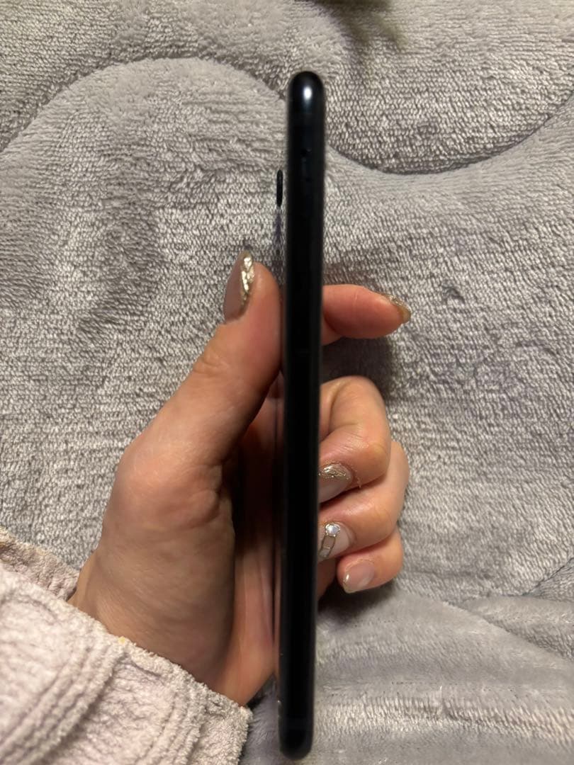 スマートフォン本体 Apple iPhoneSE3