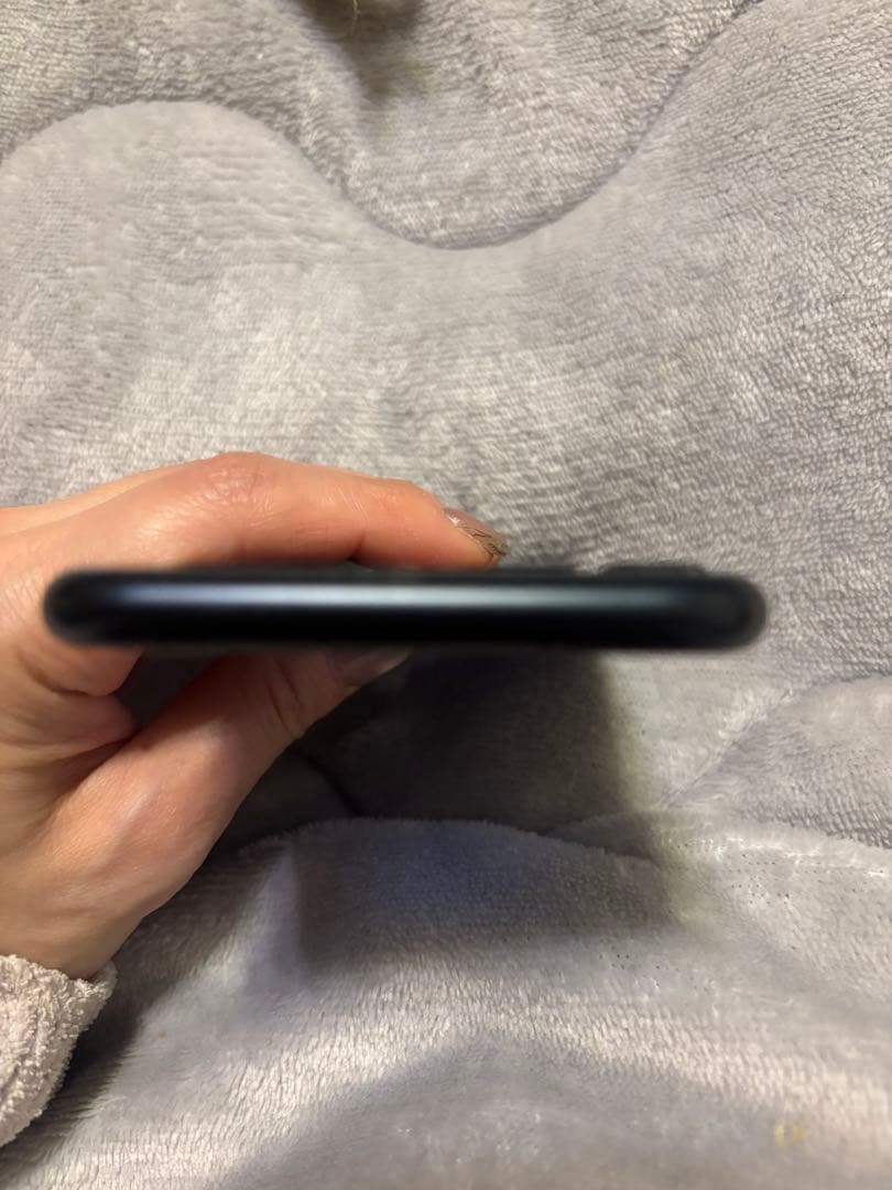 スマートフォン本体 Apple iPhoneSE3