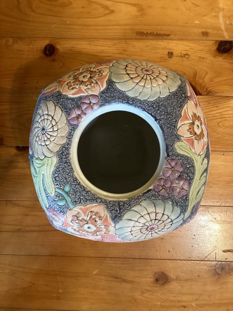 キルンアート　装飾陶器　釜焼　磁器　陶器　アート作品　飾り壺