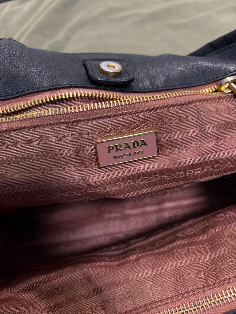 プラダ PRADA TESSUTO FIOCCOナイロン トートバッグ 黒