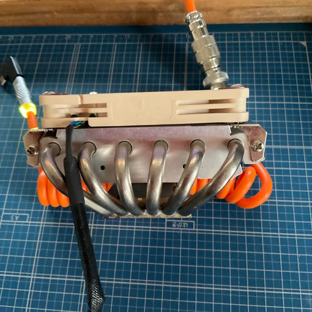 NF-F12 industrialPPC-2000 PWMファン 3個とおまけ