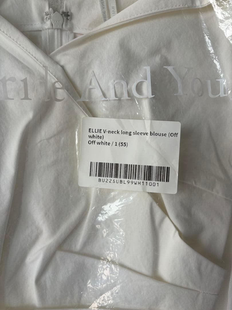 韓国　BAU by Bride And You ブラウス　ELLIE