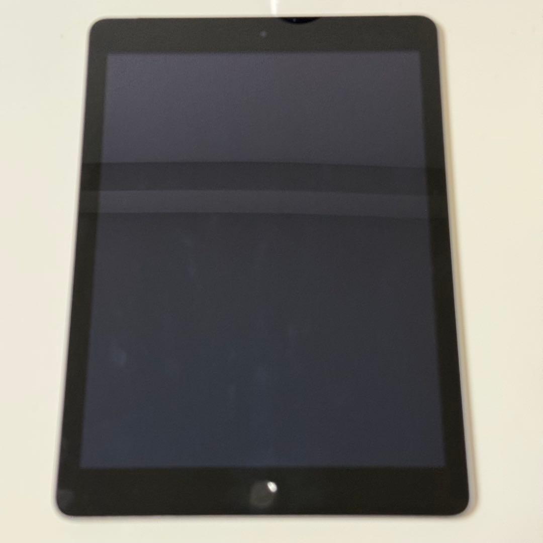 iPad 第5世代 Wi-Fi+Cellular 32GB　MP1J2J/A