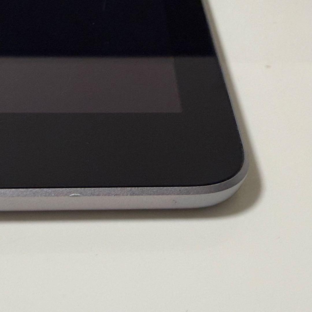 iPad 第5世代 Wi-Fi+Cellular 32GB　MP1J2J/A