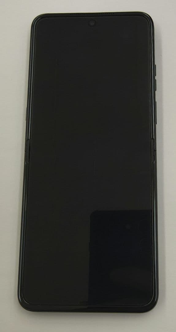 RAZR 60 ultra国内SIMフリー、専用click's case セット