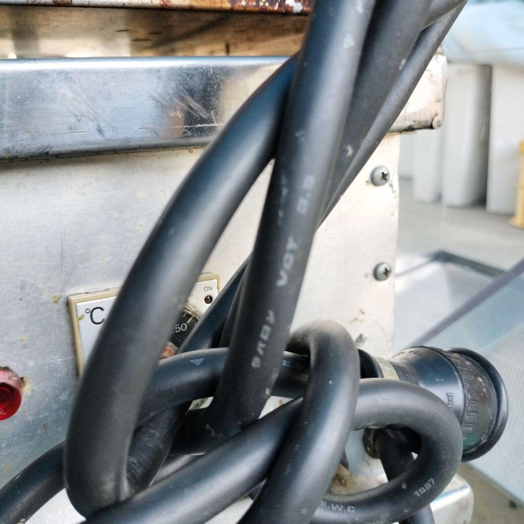 【お値引き！】ベビーカステラ焼き機　アクリルケース　セット　　中古品　ジャンク品