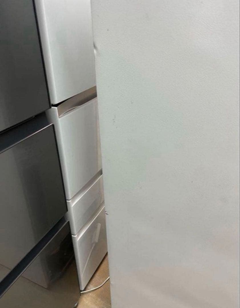 2018年製 272L AQUA 3ドア冷蔵庫 AQR-27G2