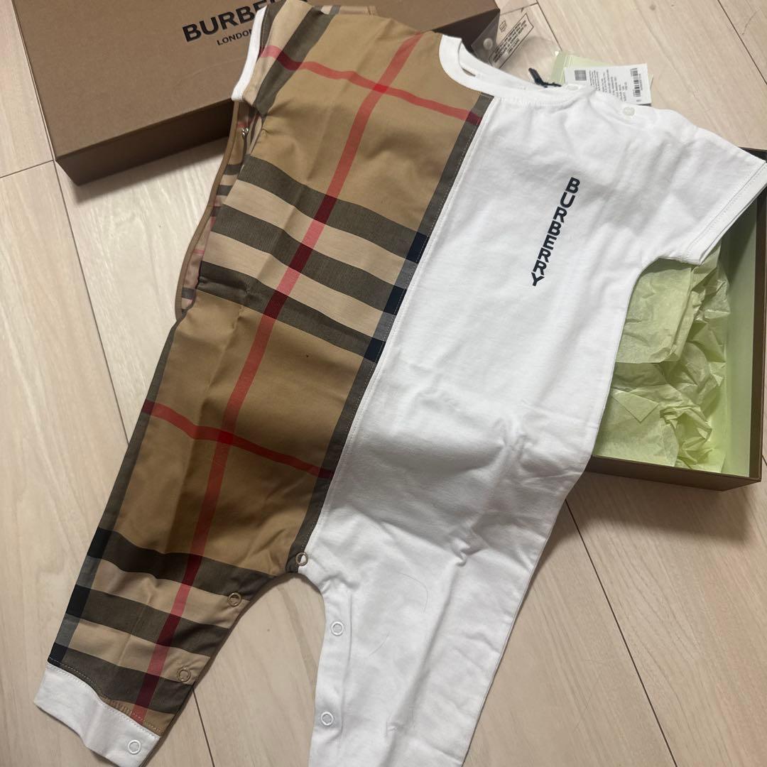 burberry children新品未使用カバーオール&エプロン
