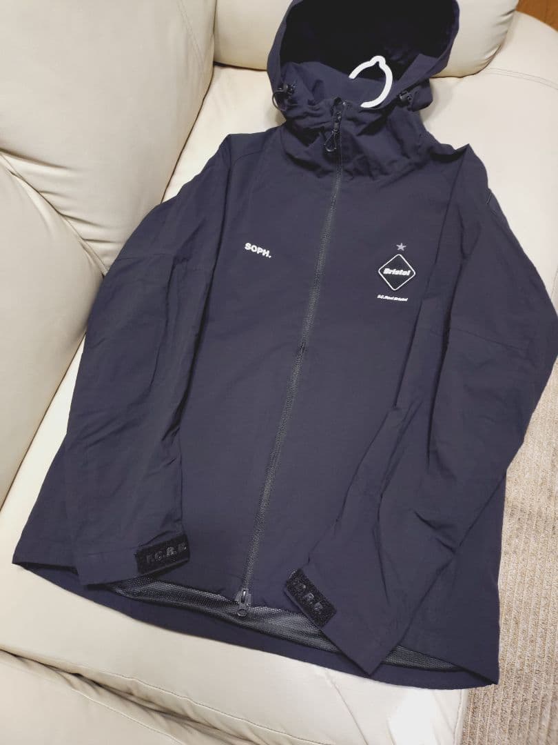 FCRB BIG LOGO WARM UP JACKET ソフ　ブリストル