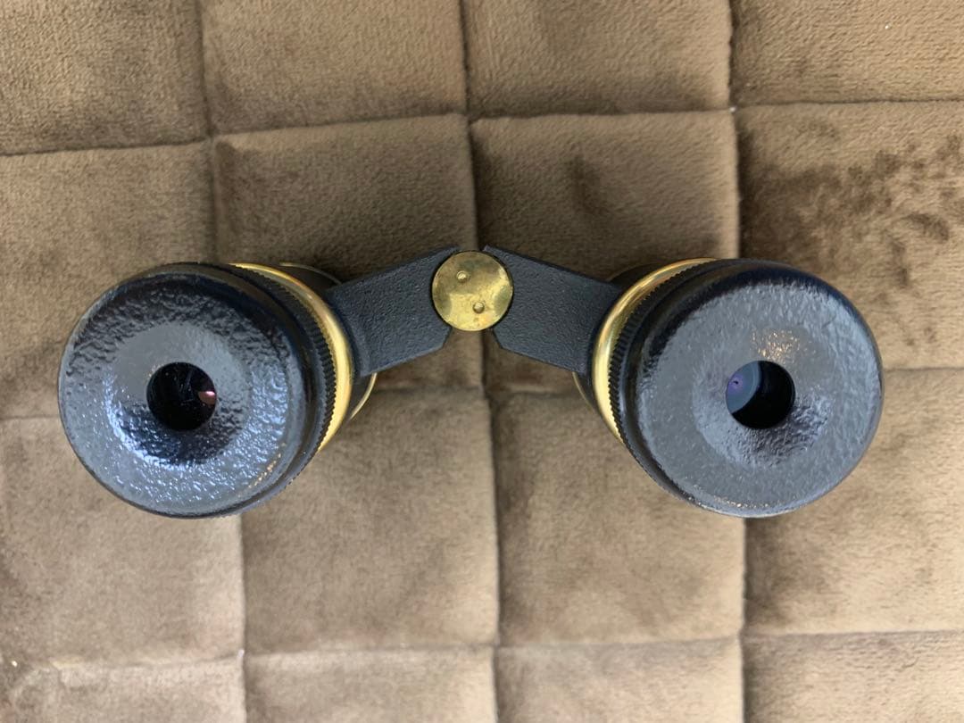 双眼鏡　RUSSIA製　アンティークヴィンテージレトロ　革ケース付き