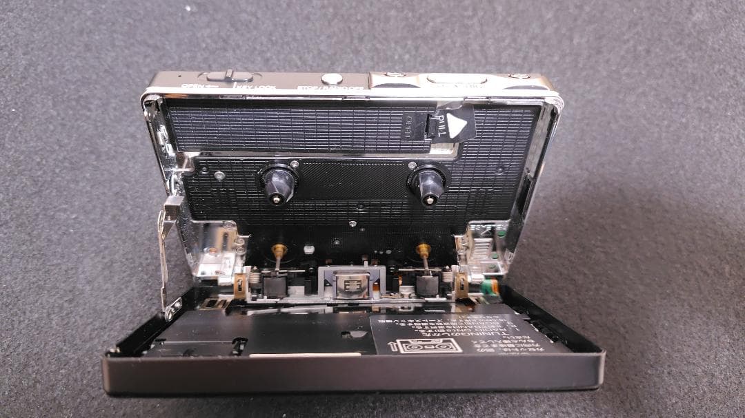 【SONY】WALKMAN／ウォークマン WM-F701C　ジャンク