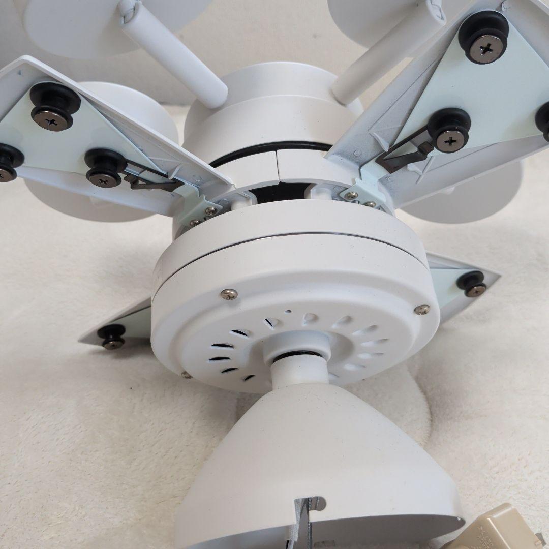 DAIKO ホワイト 5灯式シーLEDリングファン　リモコン付CFS580W