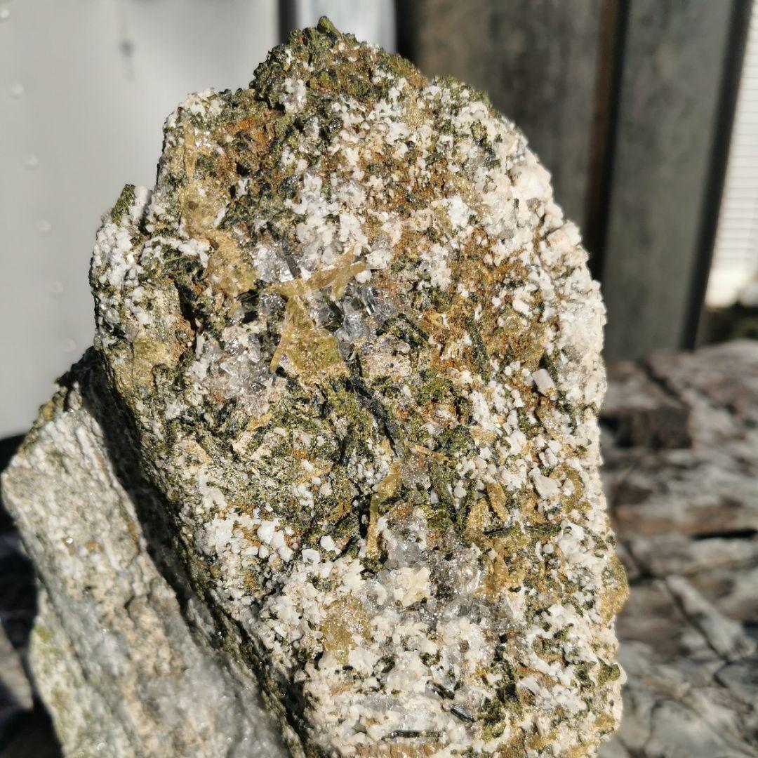 グリーンエピドート　原石　11.6キロ　鑑賞石　石　置物　オブジェ　インテリア