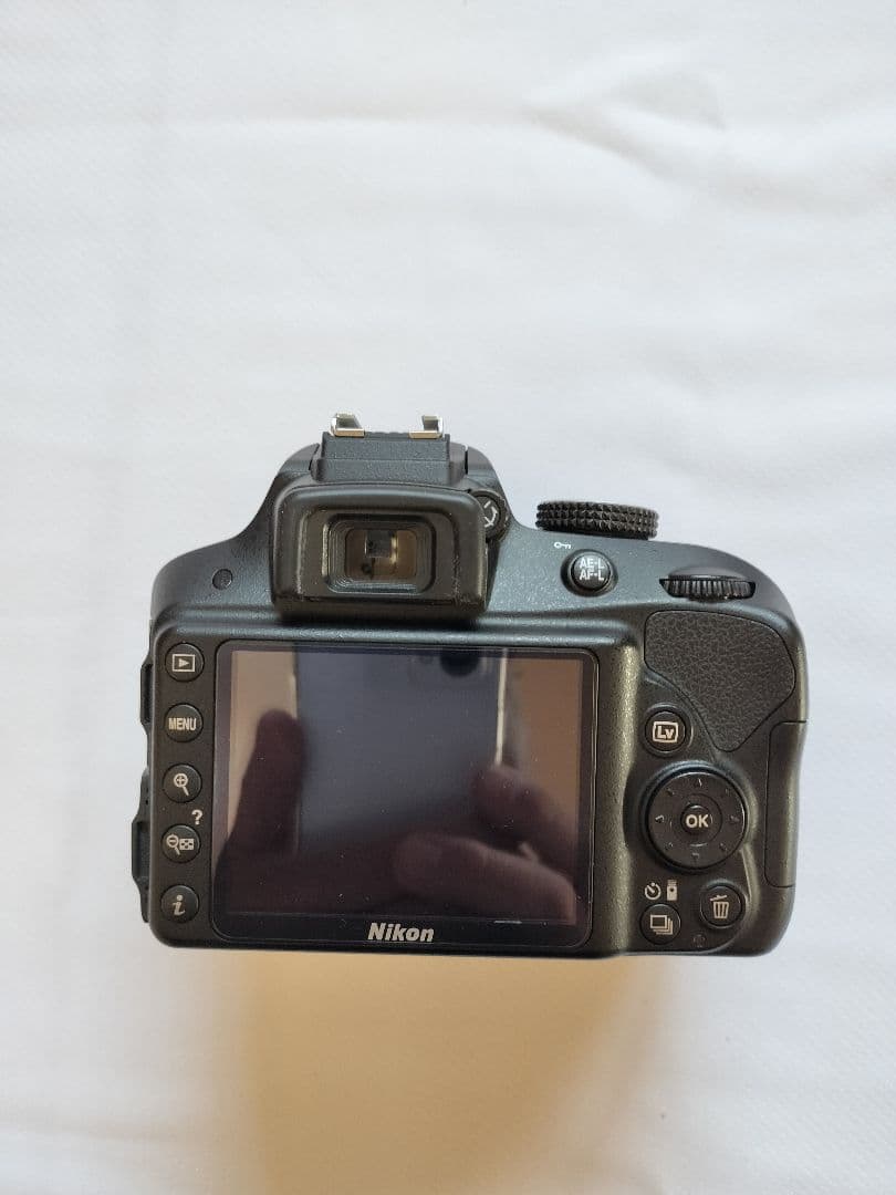 Nikon D3300 18-55 VR II Kit 美品