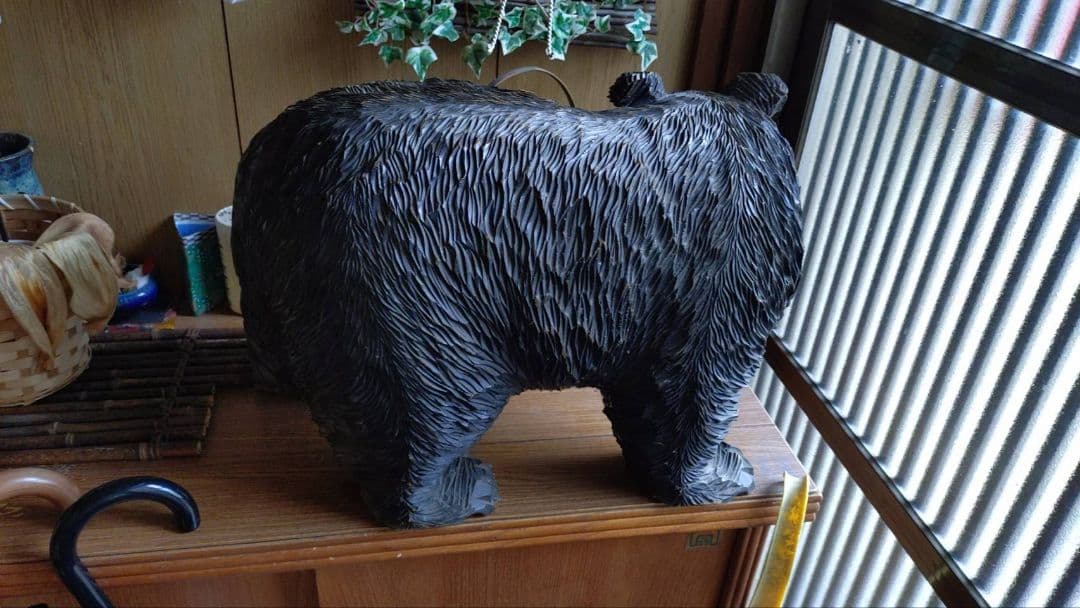 木製クマ彫刻(写真を追加しました)