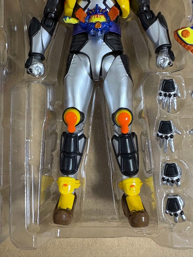 S.H.Figuarts 仮面ライダー ヴァレン ヴラム セット