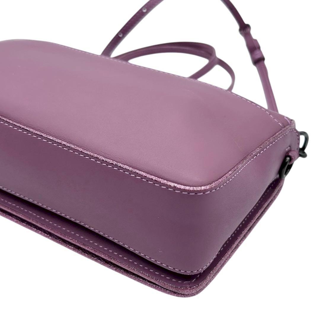 コーチ　ディンキー　ショルダーバッグ　クロスボディ　ターンロック　ラメ　レザー