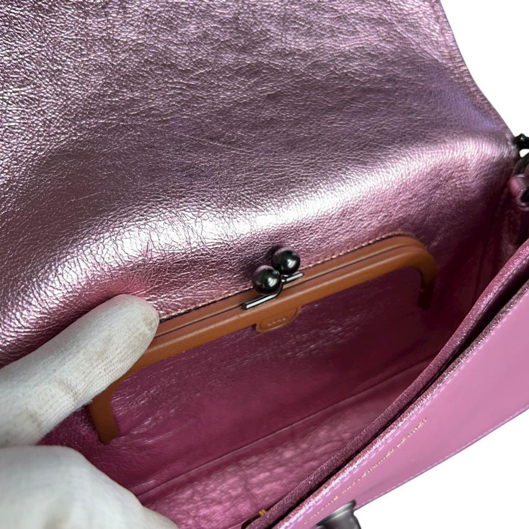 コーチ　ディンキー　ショルダーバッグ　クロスボディ　ターンロック　ラメ　レザー