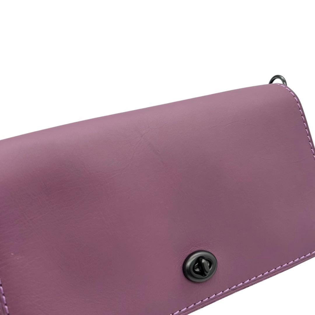 コーチ　ディンキー　ショルダーバッグ　クロスボディ　ターンロック　ラメ　レザー