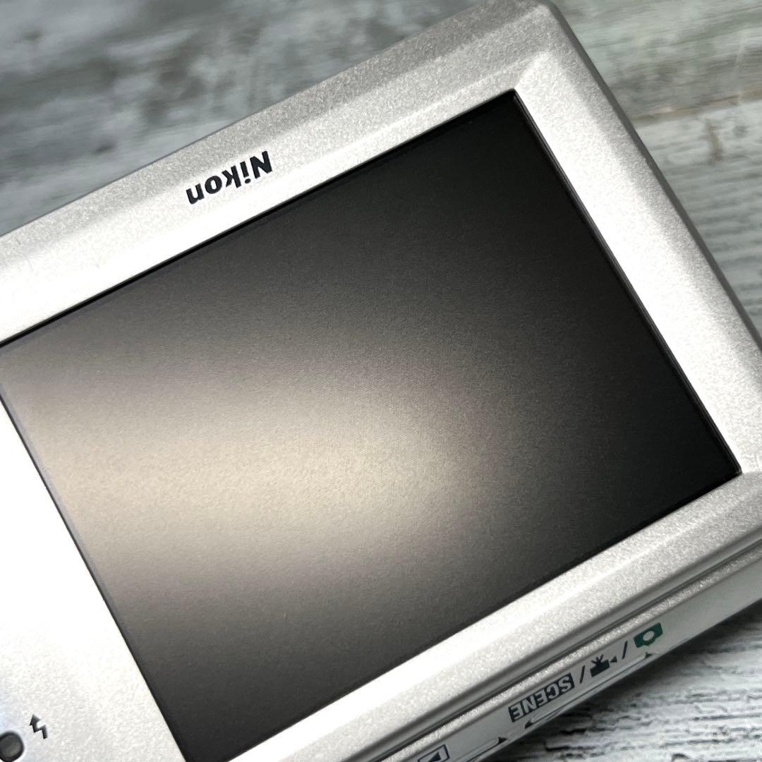 【美品】Nikon COOLPIX L19 デジタルカメラ（中古美品）