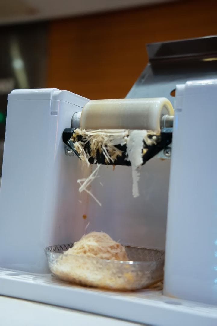 業務・家庭両用の電動かき氷機 ふわふわ かき氷電動かき氷器 電動カキ氷器 白系