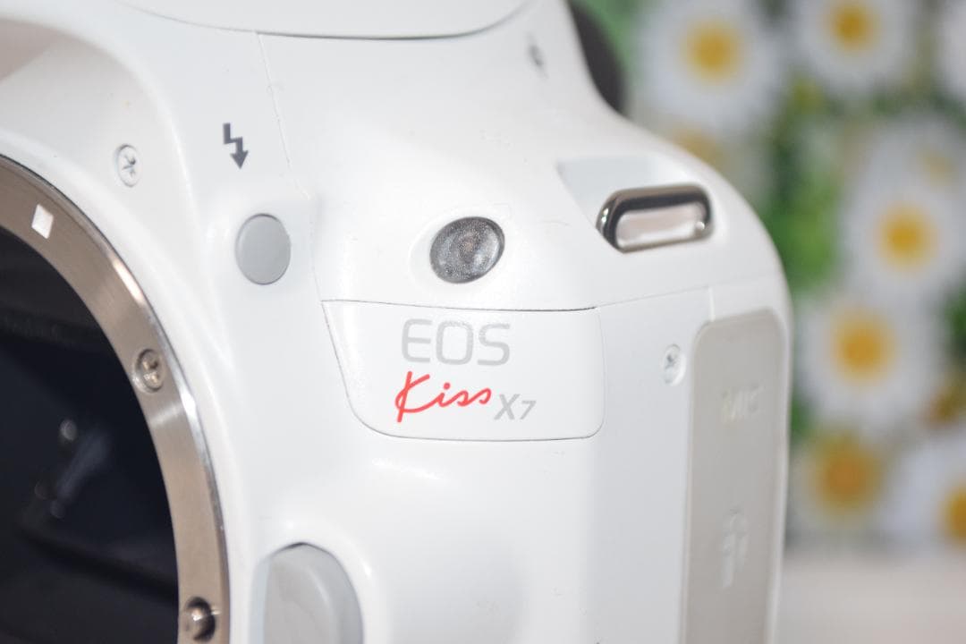 S数2821回！❤Canon kiss x7 キャノン❤大人気ホワイト❤超軽量