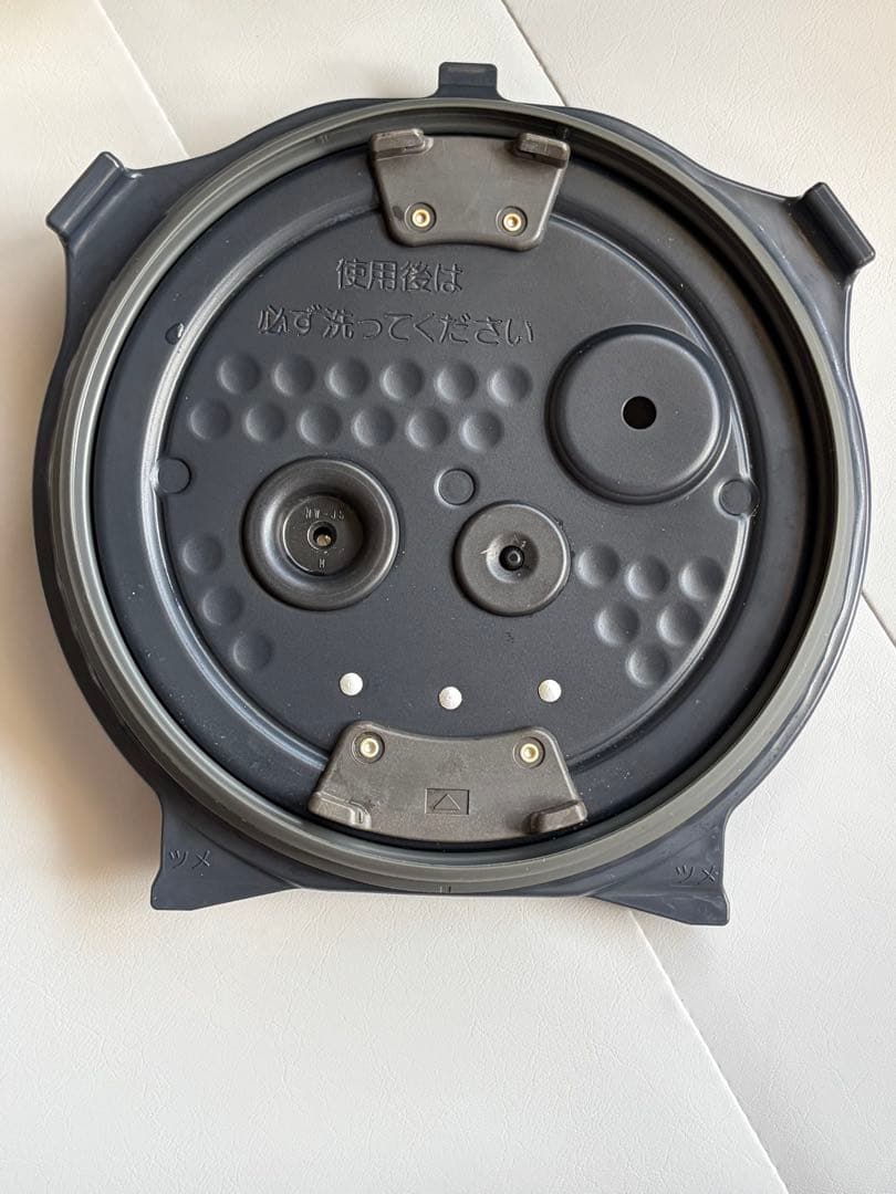 ZOJIRUSHI 象印　圧力IH炊飯器 NW-JB10 ブラウン取扱説明書あり